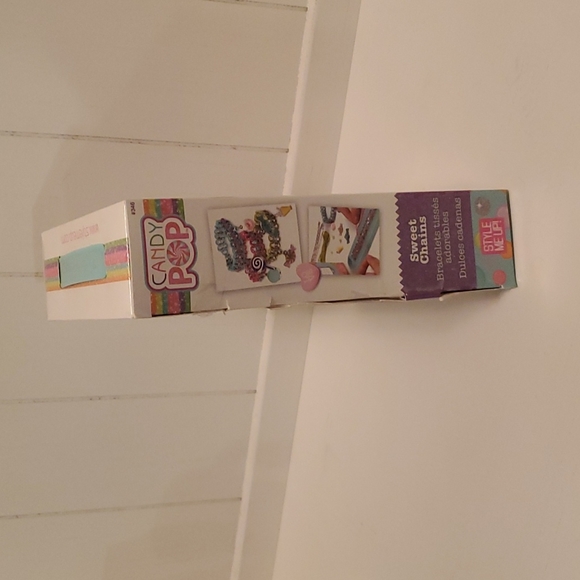 Toy - Picture 5 of 5